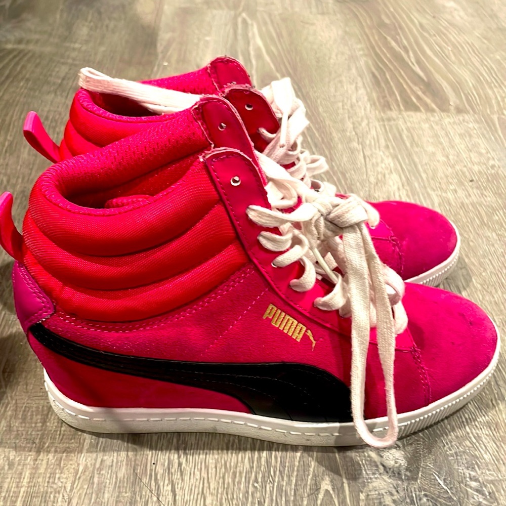 pink puma high pumps